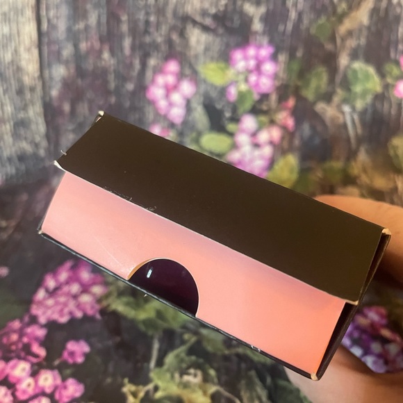 Certified 100% Authentic— BlackPink - Heart Soap Set - Picture 4 of 13